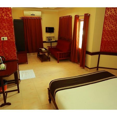 Corridor Calicut Airport Hotel Kondotty Bagian luar foto