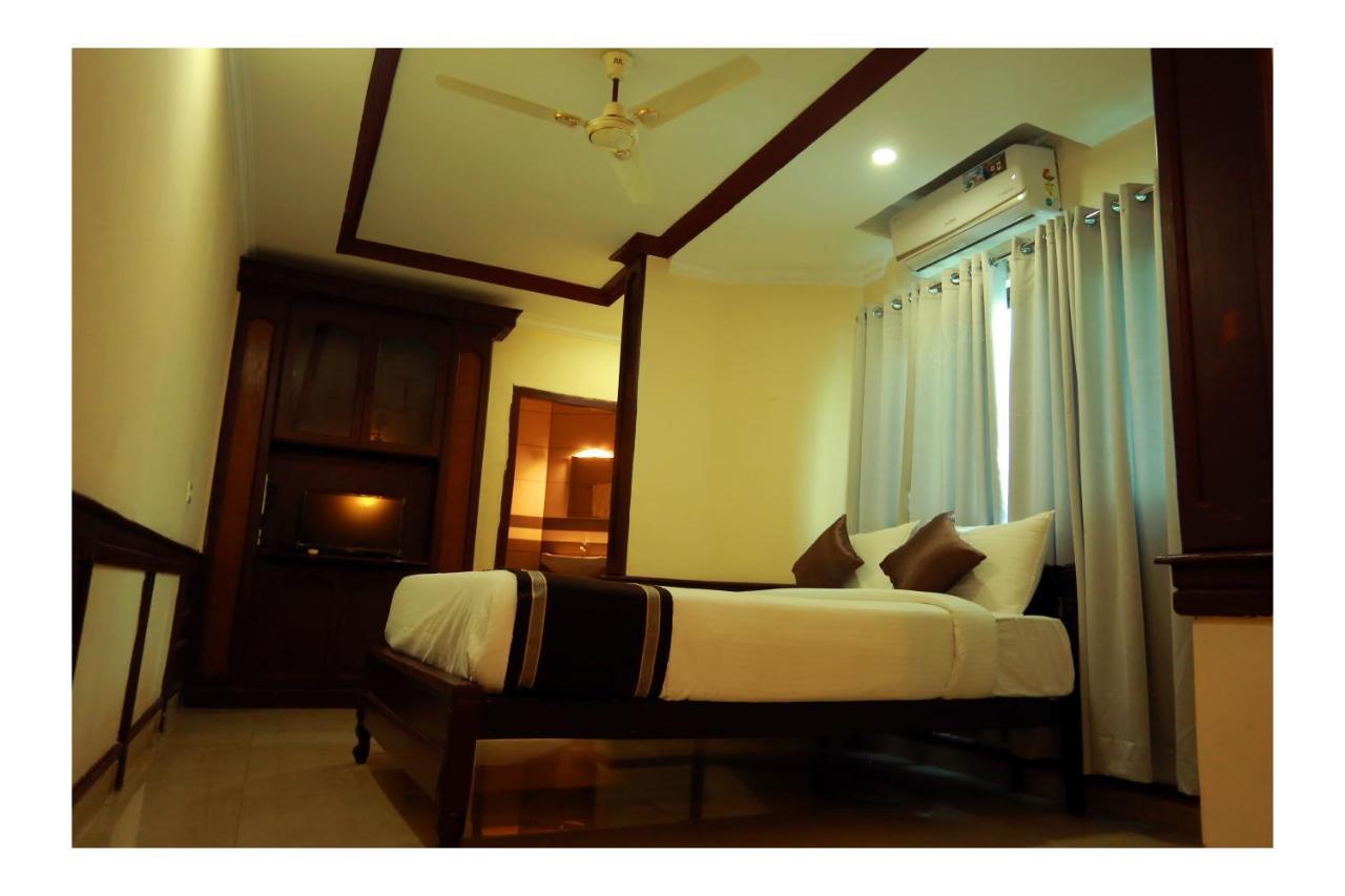 Corridor Calicut Airport Hotel Kondotty Bagian luar foto