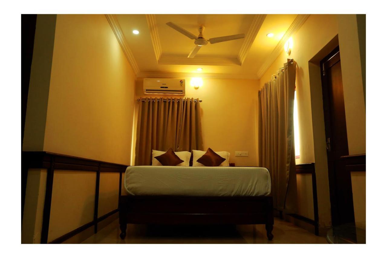 Corridor Calicut Airport Hotel Kondotty Bagian luar foto