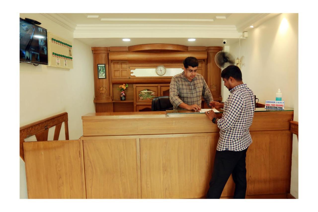 Corridor Calicut Airport Hotel Kondotty Bagian luar foto